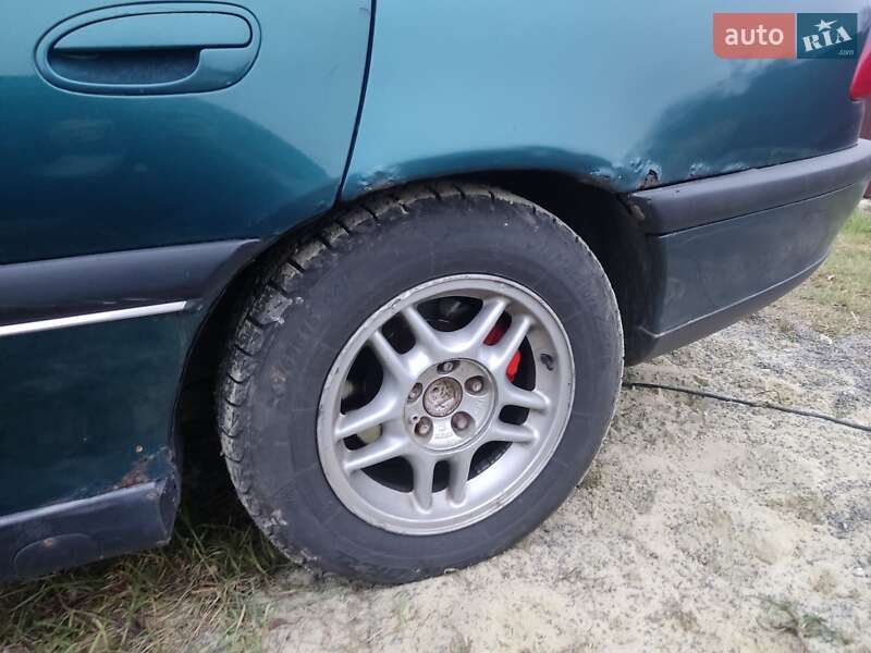 Седан Opel Omega 1998 в Пустомытах