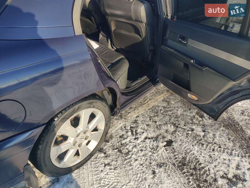Седан Opel Omega 2001 в Виннице