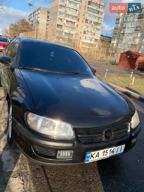 Седан Opel Omega 1996 в 