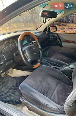 Седан Opel Omega 1996 в 