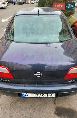 Седан Opel Omega 2003 в 