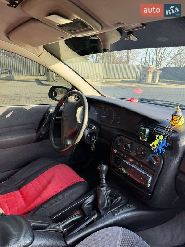 Седан Opel Omega 1995 в Тернополі