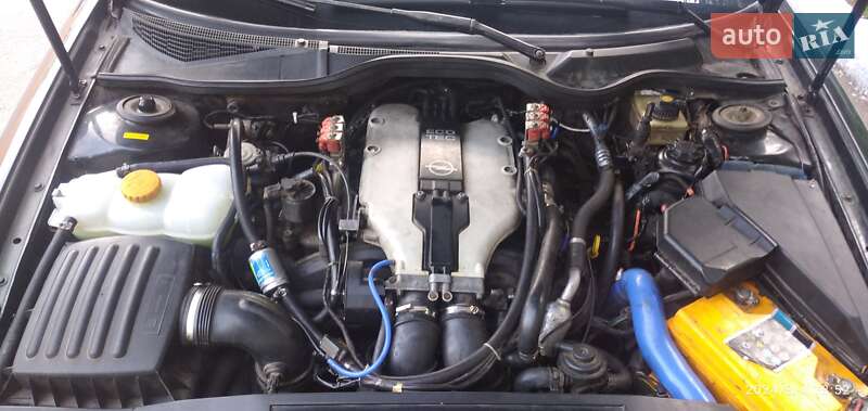Седан Opel Omega 1999 в Николаеве