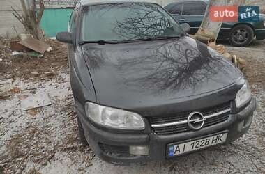 Седан Opel Omega 1996 в Тетієві