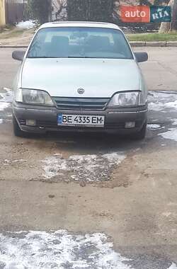 Седан Opel Omega 1986 в Николаеве