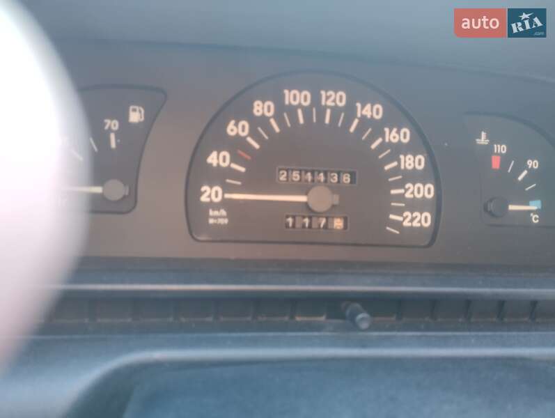 Седан Opel Omega 1988 в Житомире