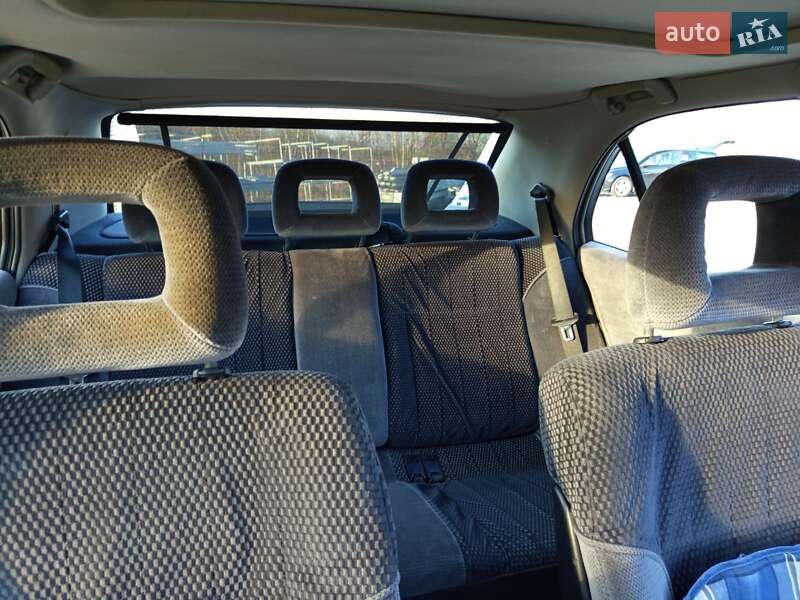 Седан Opel Omega 1996 в Стрые