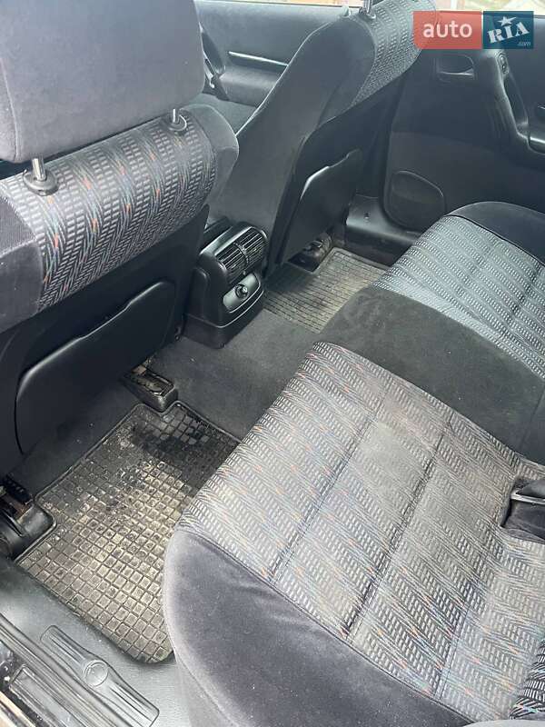 Седан Opel Omega 1998 в Кам'янському