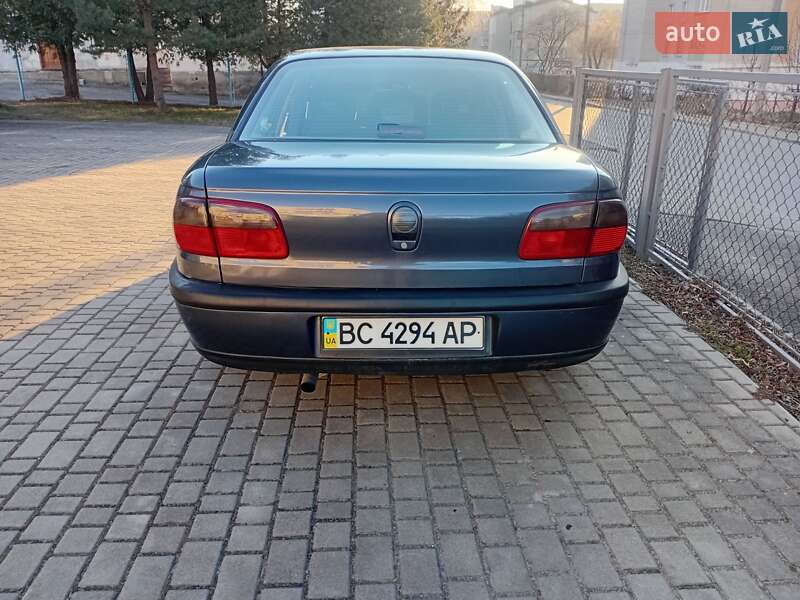 Седан Opel Omega 1996 в Львові