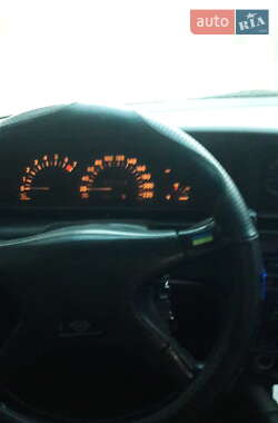 Седан Opel Omega 1989 в 