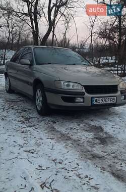 Седан Opel Omega 1996 в Днепре