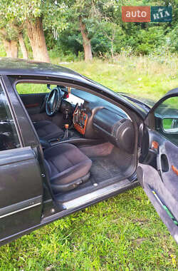 Седан Opel Omega 1998 в 