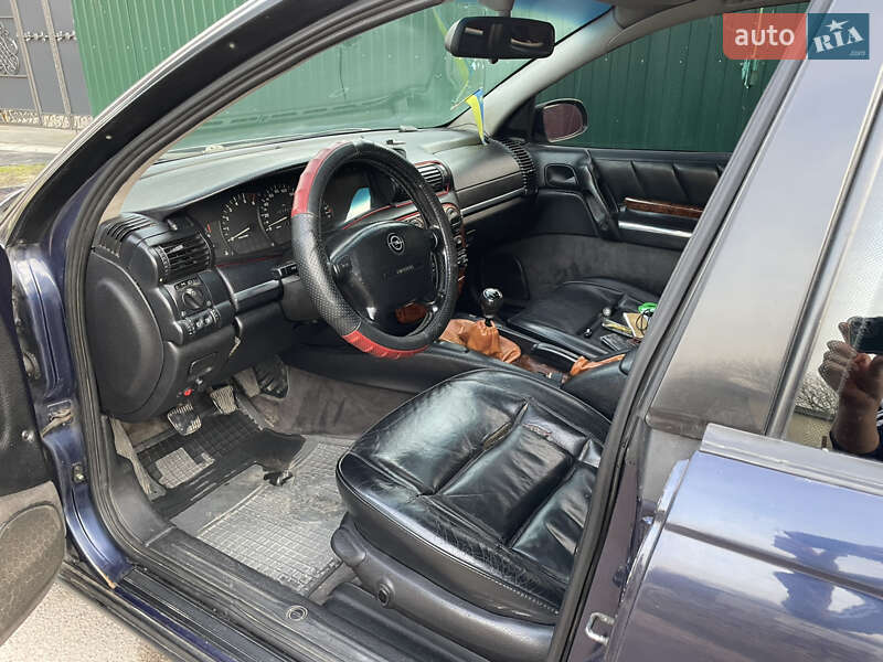Універсал Opel Omega 1995 в Володимирі