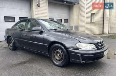 Седан Opel Omega 2001 в Харькове