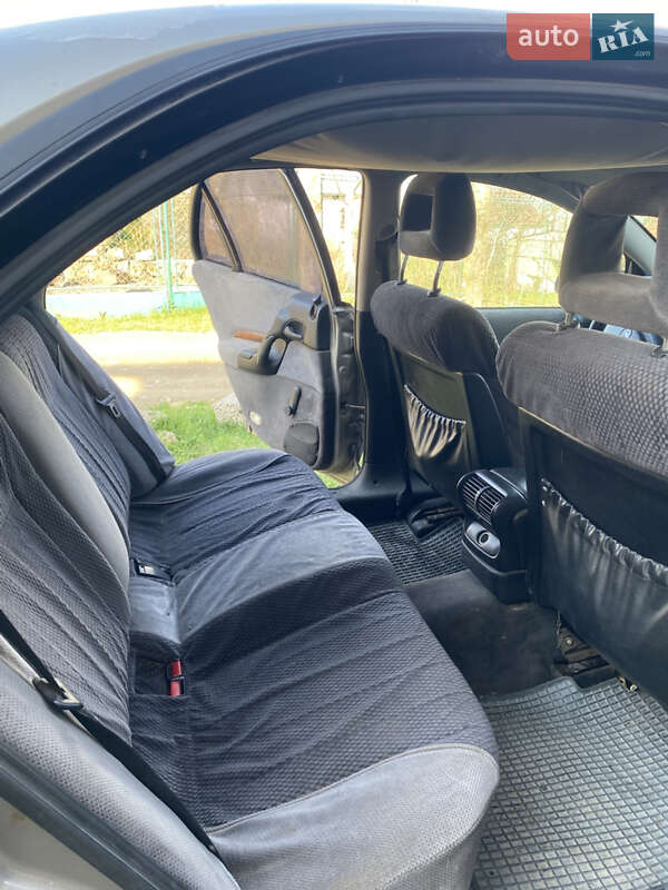 Седан Opel Omega 1996 в Трускавце