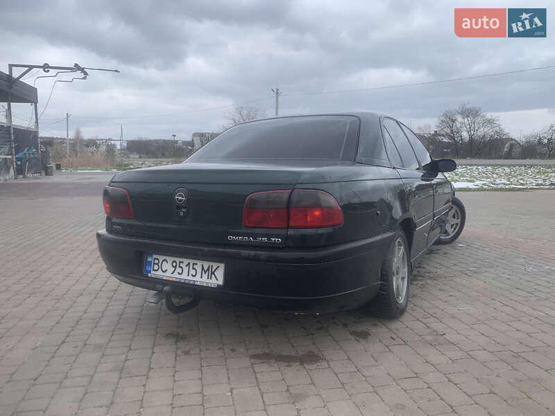 Седан Opel Omega 1995 в Жидачове