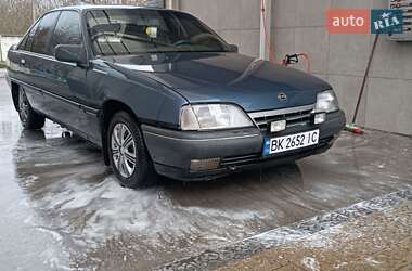 Седан Opel Omega 1989 в Млиніві