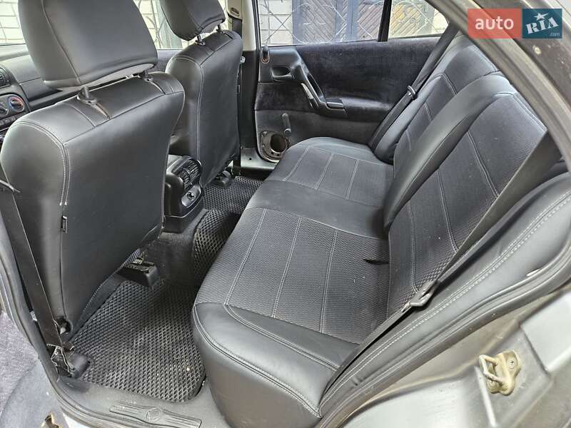 Седан Opel Omega 1994 в Каменском