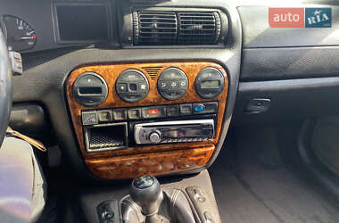 Седан Opel Omega 1998 в 