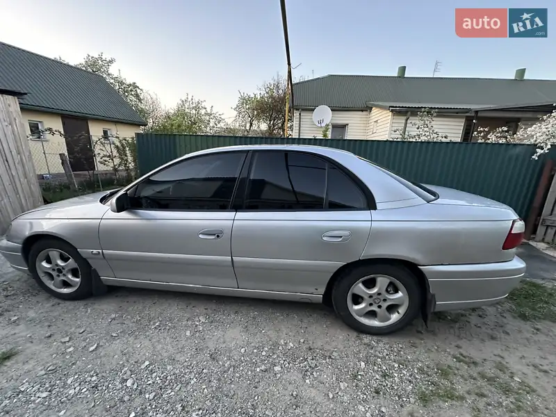 Opel Omega