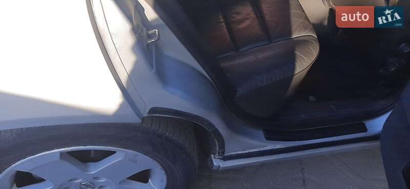 Седан Opel Omega 2002 в Новомосковске