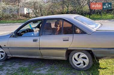 Седан Opel Omega 1988 в Бершади
