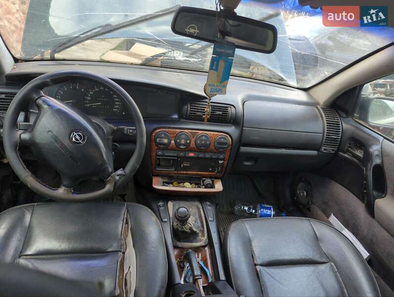 Універсал Opel Omega 1997 в Здолбуніві
