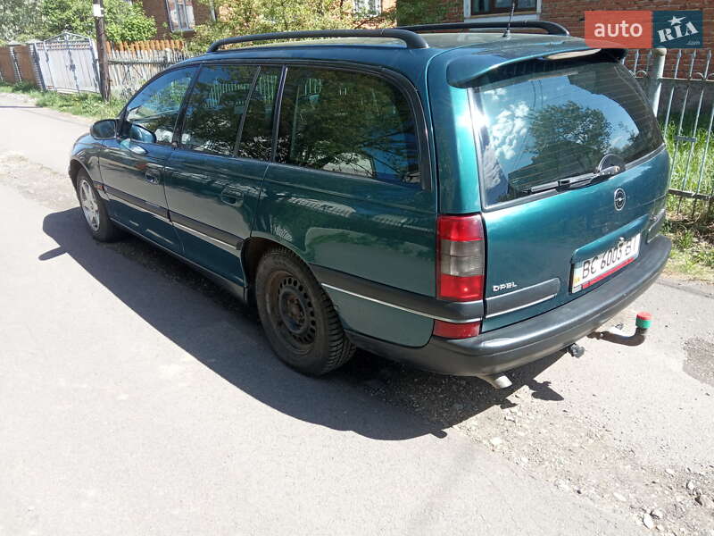 Универсал Opel Omega 1997 в Жидачове
