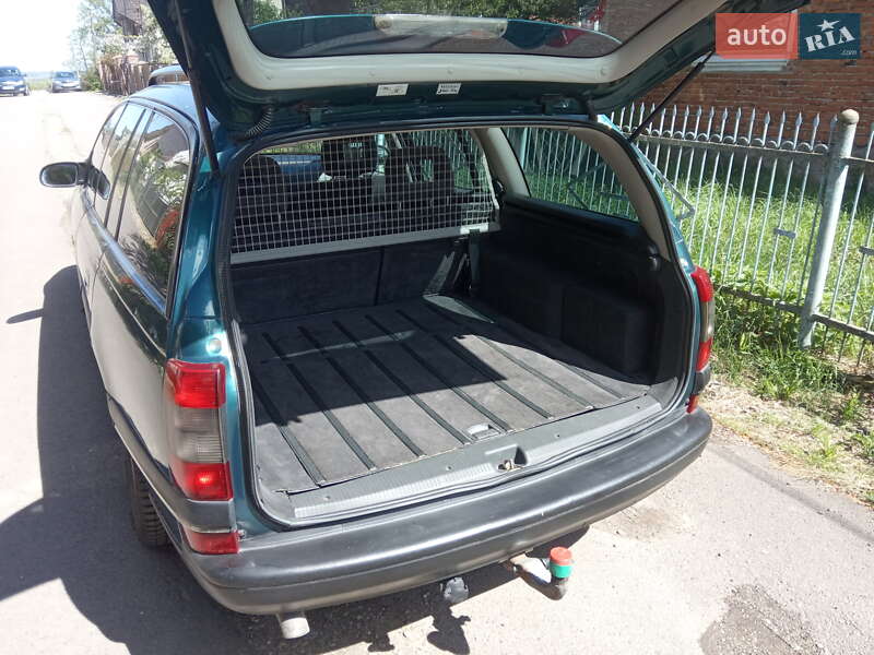 Универсал Opel Omega 1997 в Жидачове
