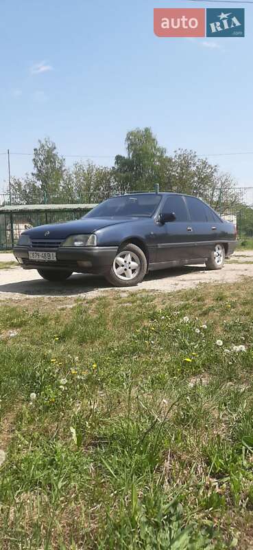 Седан Opel Omega 1989 в Могилів-Подільському