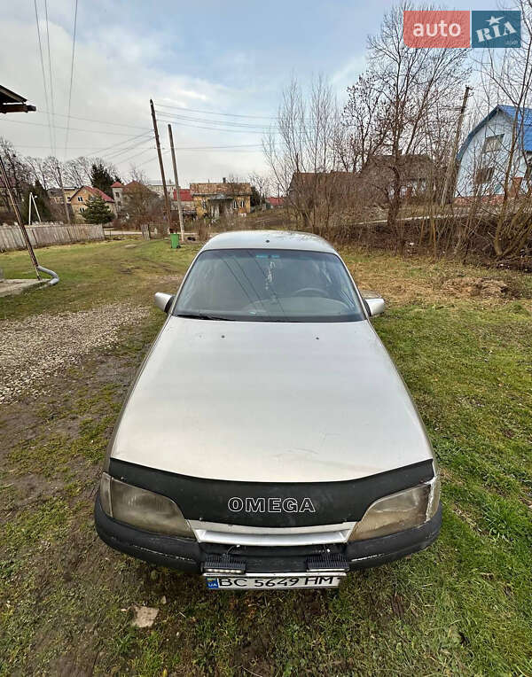 Седан Opel Omega 1987 в Рудки