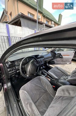 Седан Opel Omega 1995 в 