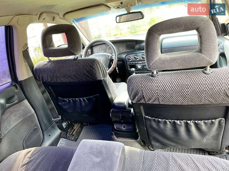 Седан Opel Omega 1995 в Днепре