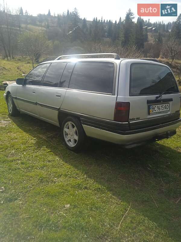 Универсал Opel Omega 1991 в Сколе