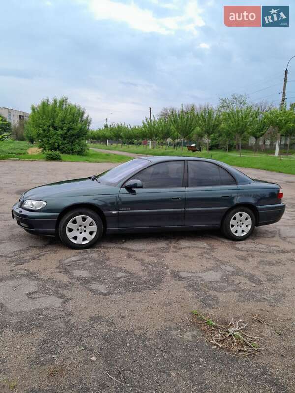 Седан Opel Omega 2001 в Кам'янці