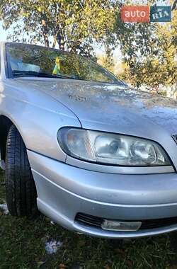 Седан Opel Omega 1998 в Луцке