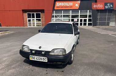 Седан Opel Omega 1986 в Чернигове