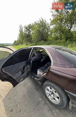Седан Opel Omega 1995 в 