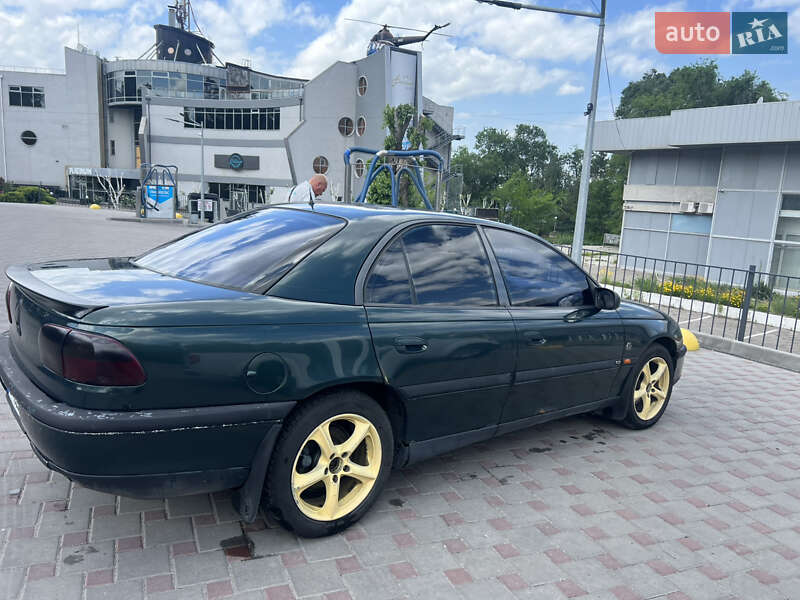 Седан Opel Omega 1994 в Запоріжжі