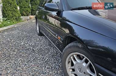 Седан Opel Omega 1998 в Люботині