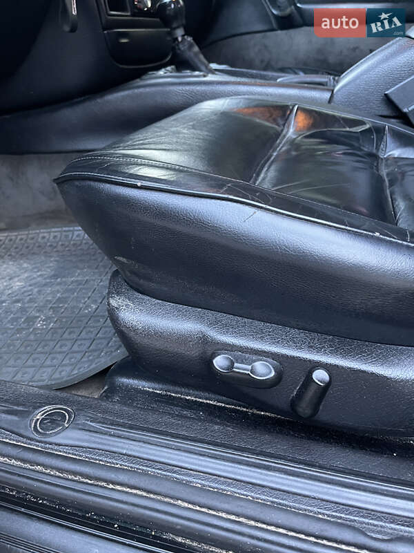 Седан Opel Omega 1996 в Рівному
