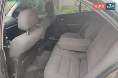 Седан Opel Omega 2002 в 