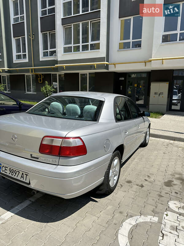 Седан Opel Omega 2001 в Чернівцях