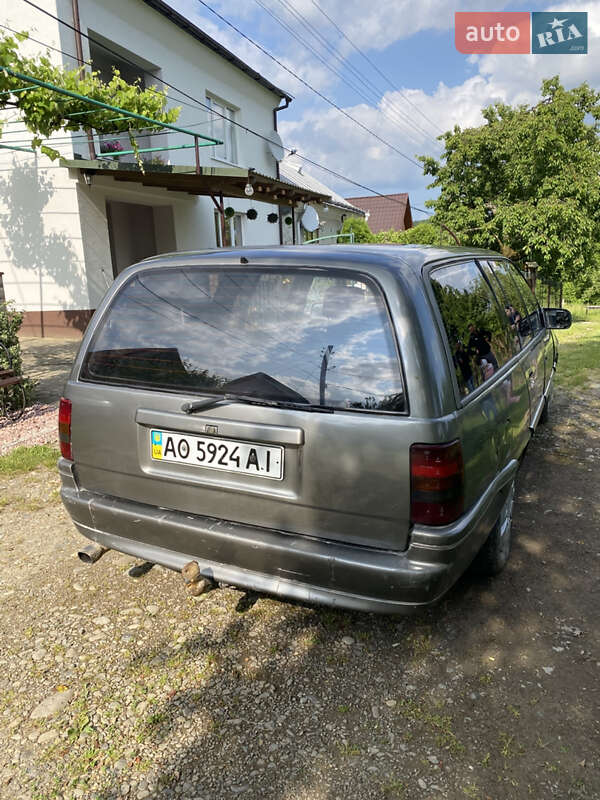 Универсал Opel Omega 1987 в Грушево