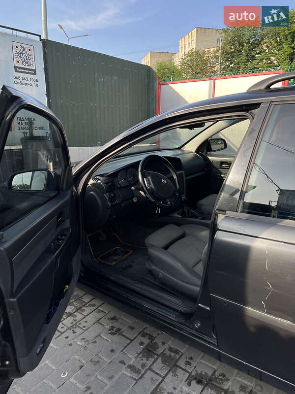 Універсал Opel Omega 2002 в Рівному
