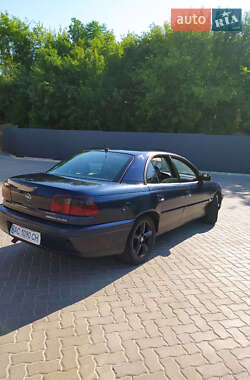 Седан Opel Omega 2001 в 