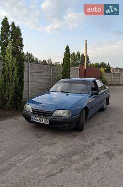 Седан Opel Omega 1989 в Гнівані