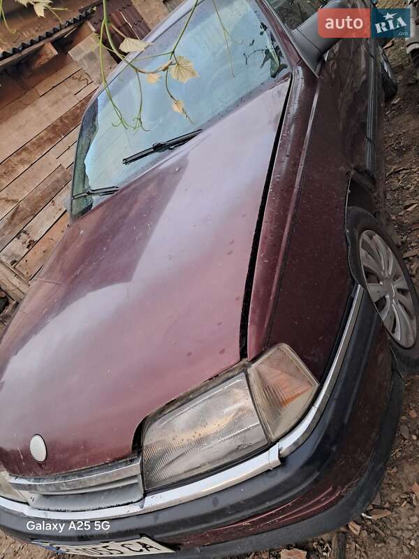 Седан Opel Omega 1991 в Черновцах фото 9 Седан Opel Omega 1991 в Черновцах