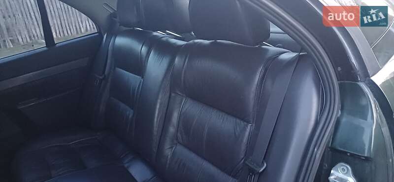 Седан Opel Omega 2000 в Боровій