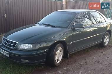 Седан Opel Omega 2000 в 